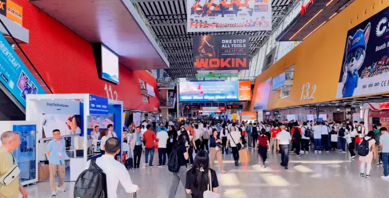 139th Canton Fair | တွင်ကျွန်ုပ်တို့နှင့်ပူးပေါင်းပါ။ Quangong Machinery Co., Ltd. သည် ကမ္ဘာလုံးဆိုင်ရာ ဖောက်သည်များထံသို့ နွေးထွေးစွာ ဖိတ်ခေါ်မှုကို တိုးချဲ့သည်—ပူးပေါင်းဆောင်ရွက်မှုကို ဆွေးနွေးရန် ကျွန်ုပ်တို့၏ Dual Booths သို့ သွားရောက်ပါ။